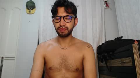 Snapshot of adrian_falcon chatting on April 29, 3:49 pm Adrian Falcon online show from April 29, 3:49 pm