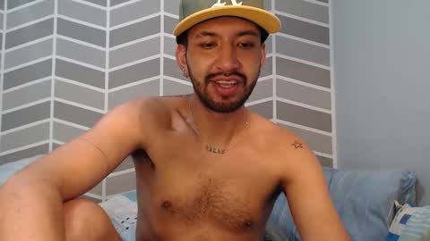 Snapshot of adrian_falcon chatting on May 21, 5:53 pm Adrian Falcon online show from May 21, 5:53 pm