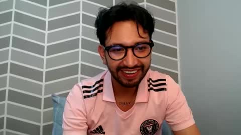 Snapshot of adrian_falcon chatting on May 22, 5:58 am Adrian Falcon online show from May 22, 5:58 am