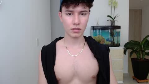 adrian morelli online show from December 10, 7:32 pm