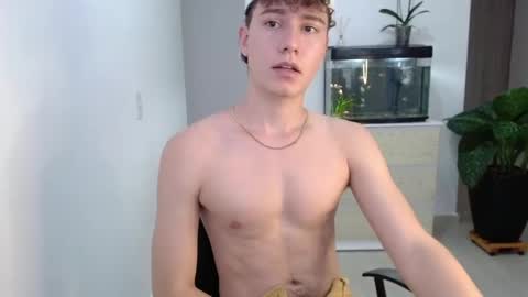 adrian morelli online show from December 17, 10:32 pm