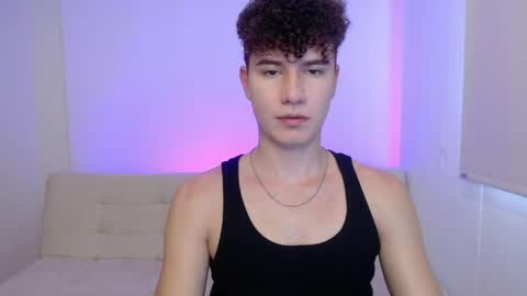 adrian morelli online show from April 25, 7:00 pm