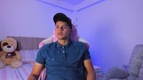 ADRIAN online show from April 6, 6:42 pm