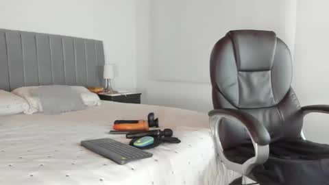 Adriana online show from March 3, 1:23 am