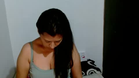 Snapshot of adriana_milf chatting on June 19, 6:07 am Adriana milf online show from June 19, 6:07 am