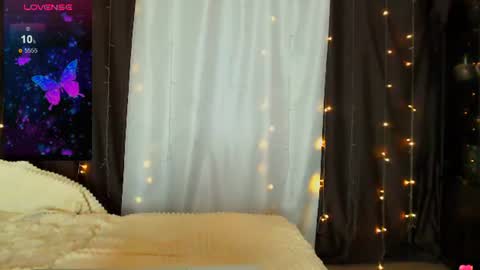 Snapshot of adriana_sweet_24 chatting on July 25, 7:17 am Adriana Sweet 24 online show from July 25, 7:17 am