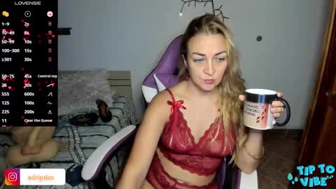 Adriana Paredes  online show from February 3, 11:59 am