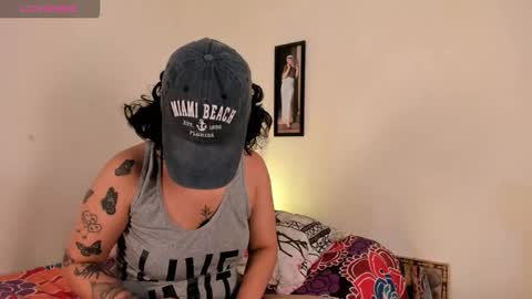 adrianny online show from March 10, 2:55 pm