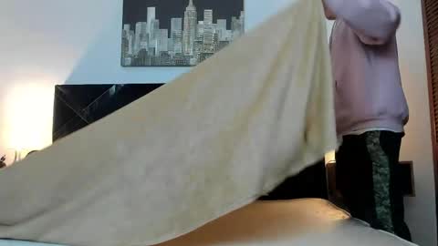 Adrian online show from April 13, 3:12 am