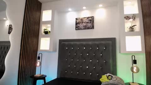 adrianstark_ online show from June 7, 12:20 pm