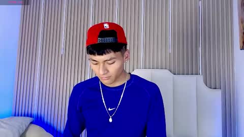 adrianstark_ online show from June 13, 12:25 pm