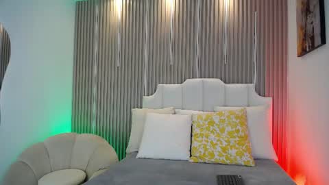 adrianstark_ online show from June 30, 12:28 pm