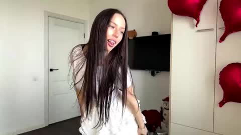 Adriana online show from April 10, 7:13 am