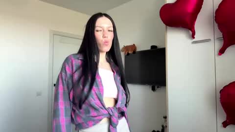 Adriana online show from April 17, 9:23 am