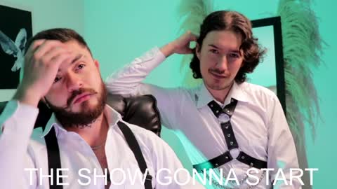 Adrian Williams online show from December 4, 1:36 am