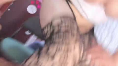 Snapshot of adriiana_fox_ chatting on February 28, 9:55 pm adriiana_fox_ online show from February 28, 9:55 pm