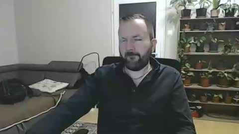 Snapshot of adultwebcamdatabase chatting on November 30, 11:42 pm Felix84 online show from November 30, 11:42 pm