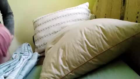 adventure85d4 online show from November 8, 9:09 am