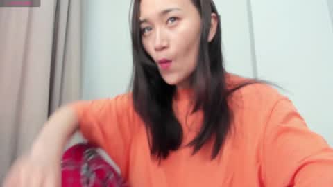 Snapshot of ae_nie chatting on February 4, 4:37 am Aenie online show from February 4, 4:37 am