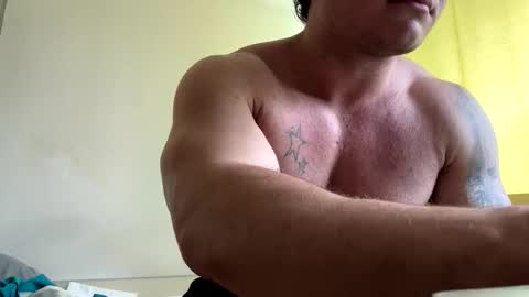 Snapshot of aesthetics99 chatting on April 20, 11:35 am aesthetics99 online show from April 20, 11:35 am