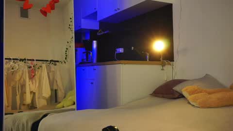 Naomi My instagram account - teasing naomi online show from December 5, 2:31 am