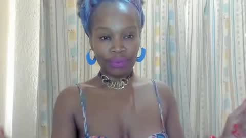 Snapshot of aficangagqueen chatting on November 8, 9:53 am AfricanSquirtQueen online show from November 8, 9:53 am