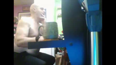 afr10221966 online show from December 30, 11:48 am