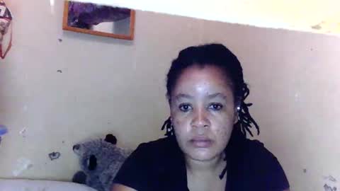 loise online show from January 13, 8:30 am