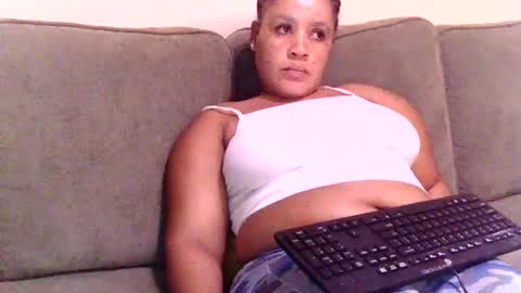 loise online show from February 17, 8:04 pm