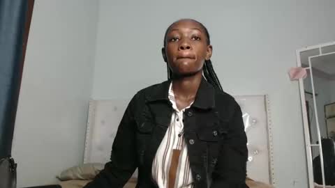 Snapshot of africanpetitequeen chatting on November 3, 10:05 am CIARA online show from November 3, 10:05 am