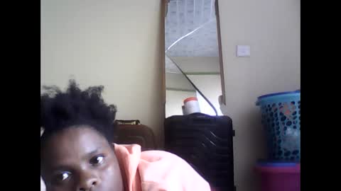 Snapshot of africanwoman2 chatting on March 5, 8:32 am africanwoman2 online show from March 5, 8:32 am