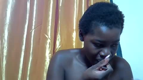 Snapshot of afrikan_desire chatting on March 2, 11:50 am afrikan_desire online show from March 2, 11:50 am