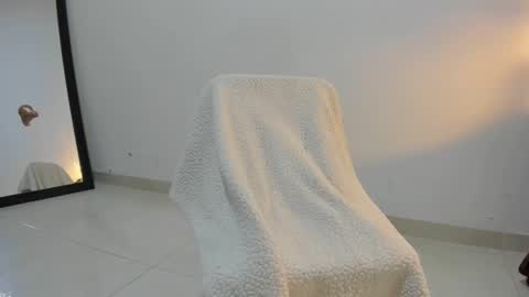 Snapshot of afrodita3123 chatting on March 6, 4:07 pm Lorena online show from March 6, 4:07 pm