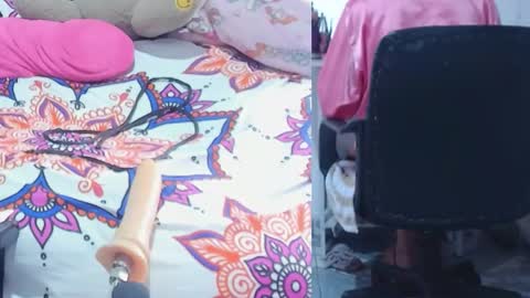 Snapshot of afroditacute16 chatting on November 24, 7:13 pm afroditacute16 online show from November 24, 7:13 pm