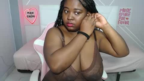 afroditaebano online show from May 19, 7:58 am