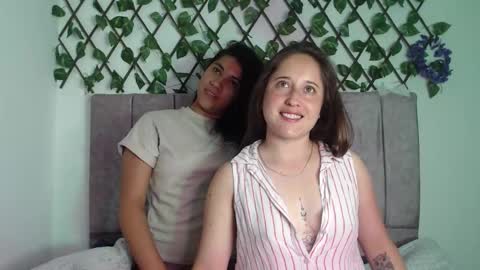 Snapshot of afroditawhispers chatting on November 8, 12:44 am Lia Valkyria online show from November 8, 12:44 am