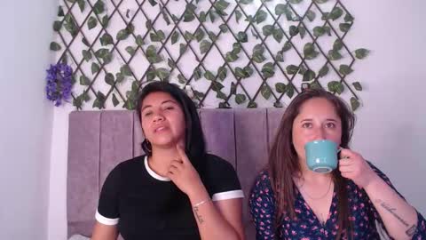 Snapshot of afroditawhispers chatting on November 22, 12:09 am Lia Valkyria online show from November 22, 12:09 am