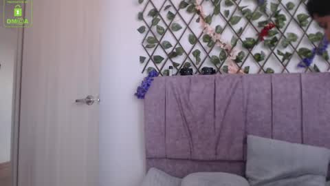 Lia  Valkyria online show from May 27, 9:12 pm
