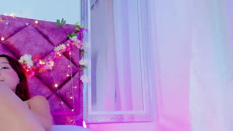 Snapshot of afroditemiller chatting on February 1, 5:49 am Afrodiremiller online show from February 1, 5:49 am