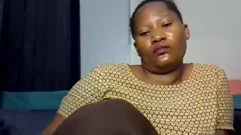 Snapshot of afronubians chatting on November 11, 9:04 pm afronubians online show from November 11, 9:04 pm