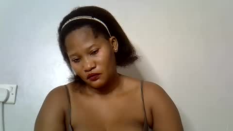 Snapshot of afronubians chatting on December 18, 5:46 am afronubians online show from December 18, 5:46 am