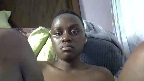 pink  and josphen online show from April 8, 5:40 am