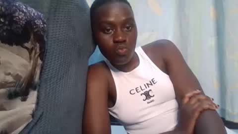 pink  and josphen online show from April 10, 6:51 am