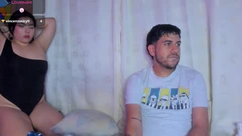 hotchillcouple online show from November 8, 1:06 am