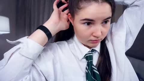 Lana  1800 - 0330 UTC   Mia 0700- 1630 UTC online show from October 6, 6:11 am