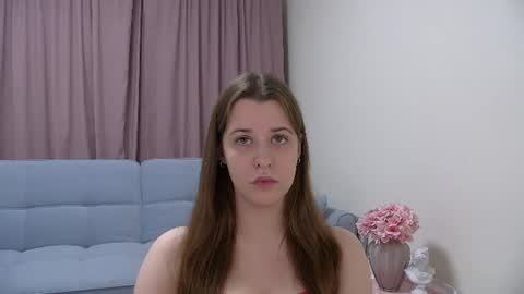 Snapshot of agataaisitt chatting on June 17, 5:58 pm Agata Aisitt online show from June 17, 5:58 pm