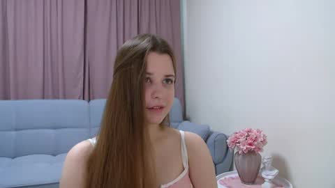 Snapshot of agataaisitt chatting on July 12, 6:37 am Agata Aisitt online show from July 12, 6:37 am