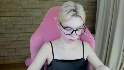 AgataGate online show from April 7, 3:12 pm