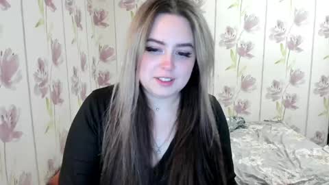 Snapshot of agatasweeti chatting on April 24, 11:07 pm Agata online show from April 24, 11:07 pm
