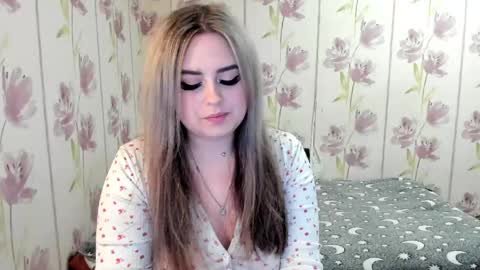 Snapshot of agatasweeti chatting on May 19, 9:54 pm Agata online show from May 19, 9:54 pm